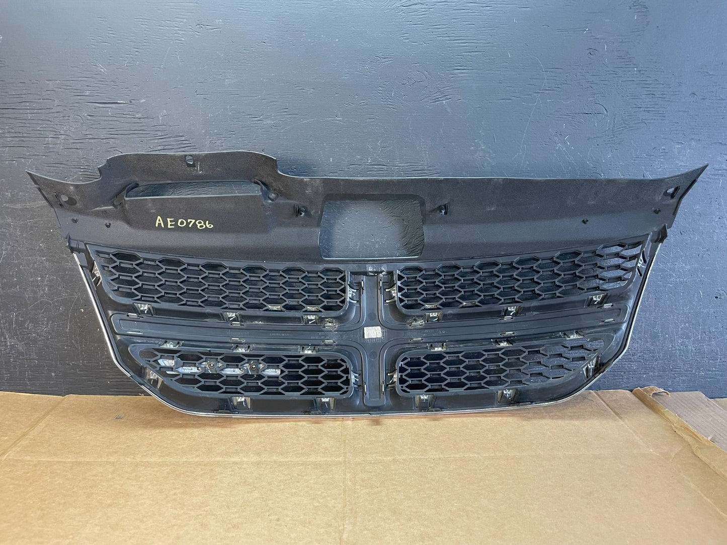 2011 to 2018 Dodge Journey Front Upper Chrome Grill Grille ae0786 DG3