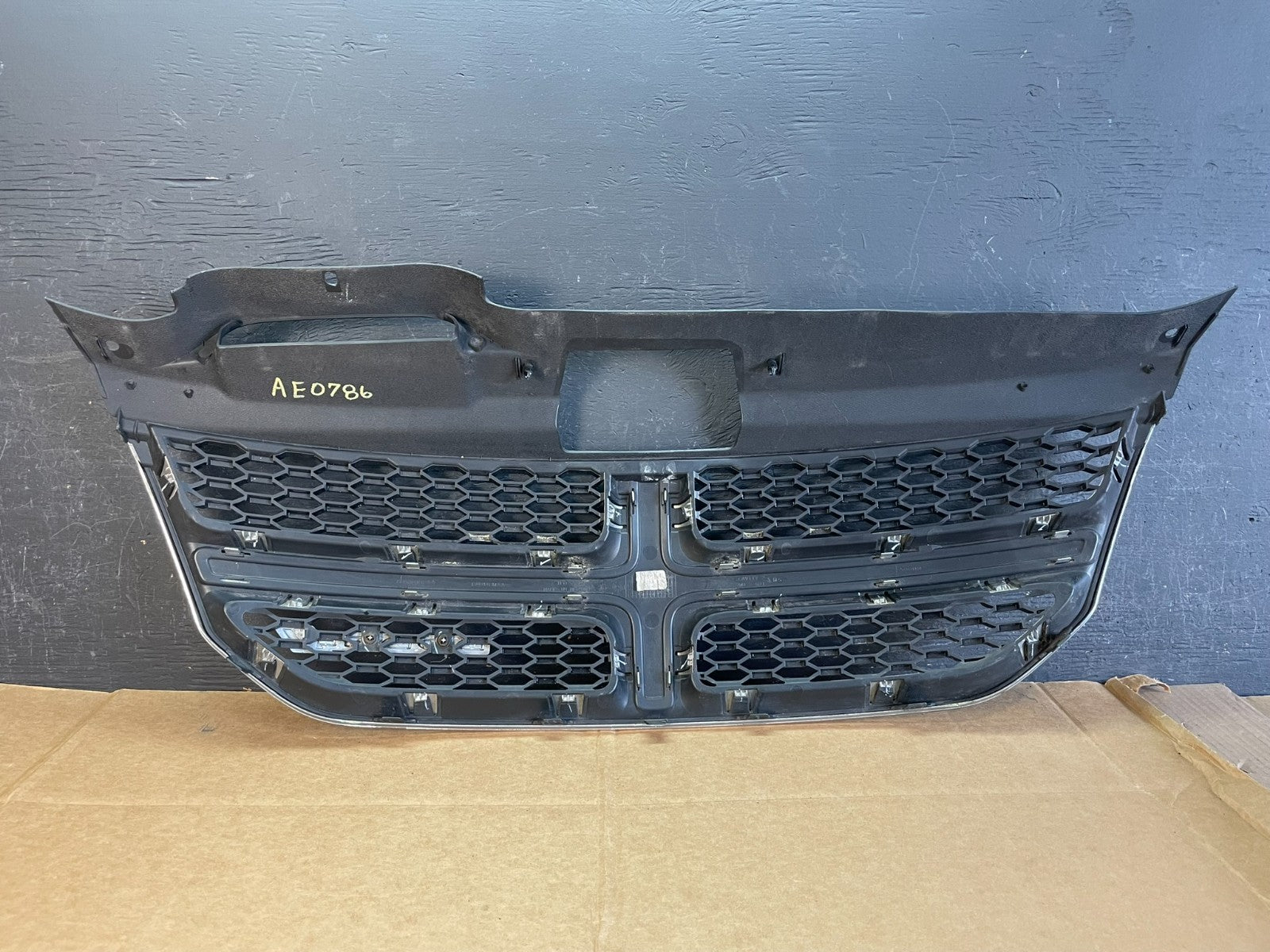 2011 to 2018 Dodge Journey Front Upper Chrome Grill Grille ae0786 DG3