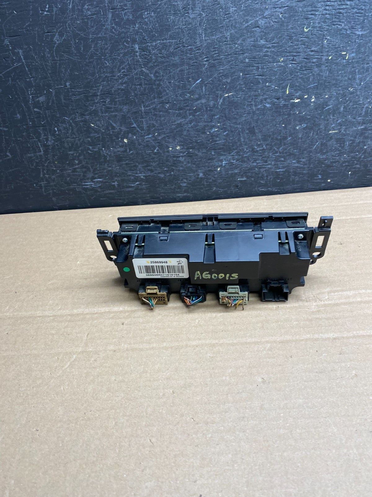 2007 to 2011 Cadillac Escalade AC Heater Climate Control Panel AG0015 DG3