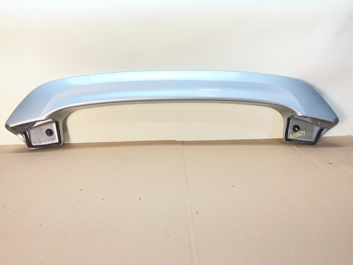 2001 2005 Toyota RAV4 Rear Upper Liftgate Spoiler Hatch 3rd Brake Light AJ06713
