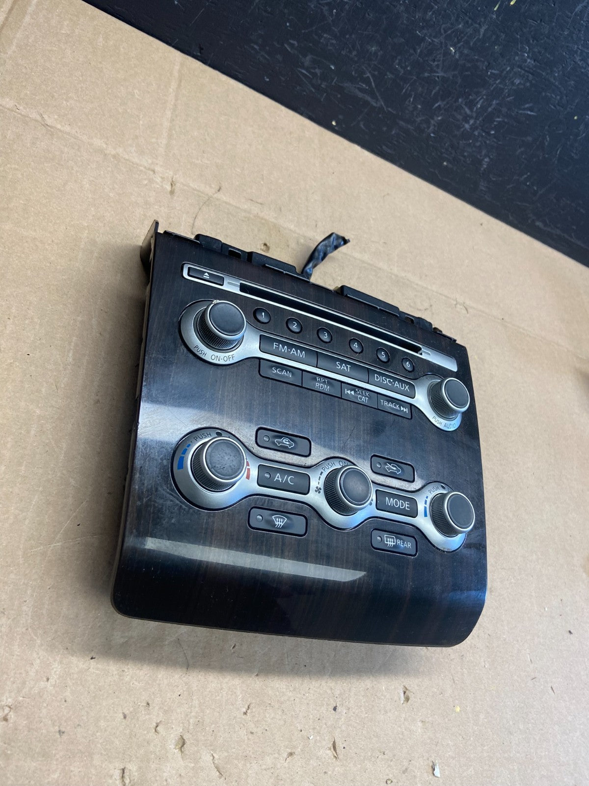 2012 2013 2014 Nissan Maxima Radio Audio Panel Control Bezel Trim  ab9285 DG2