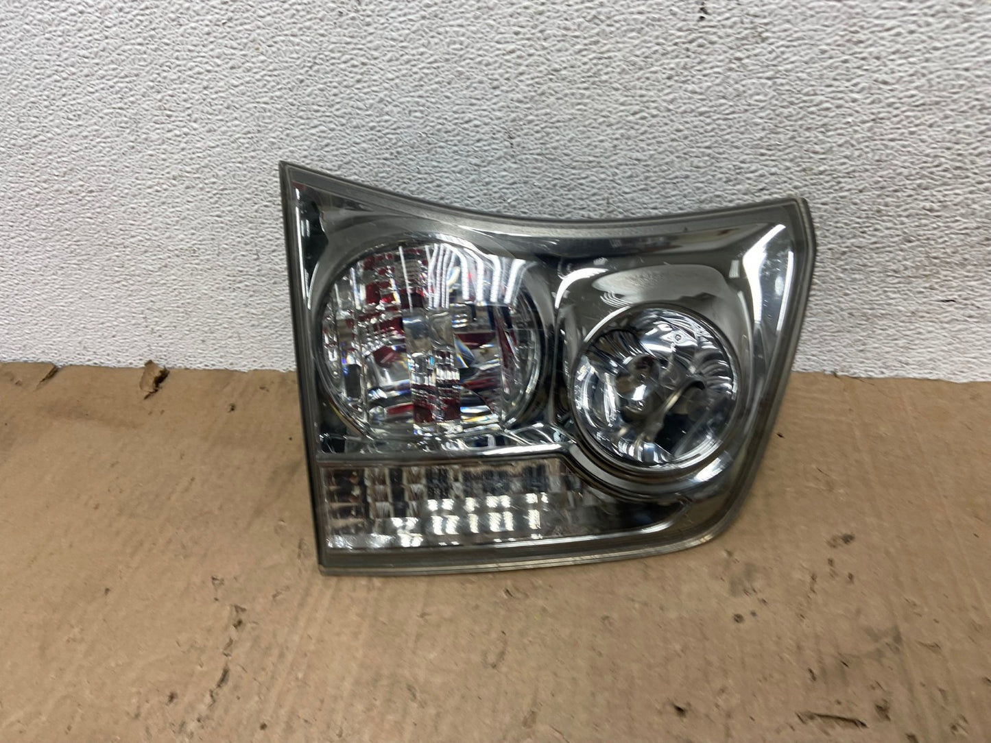 2004 to 2009 Lexus Rx350 RX330 Left Driver Inner Tail Light AE9368 LK0