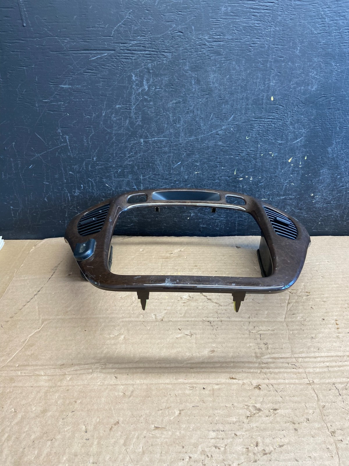 2001-2007 Toyota Highlander Radio Climate Dash Trim Bezel Air Vent AF2102 DW3