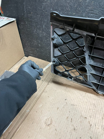 2005 2006 2007 Nissan Pathfinder Chrome Front Upper Grill Grille Oem W4651 DG7