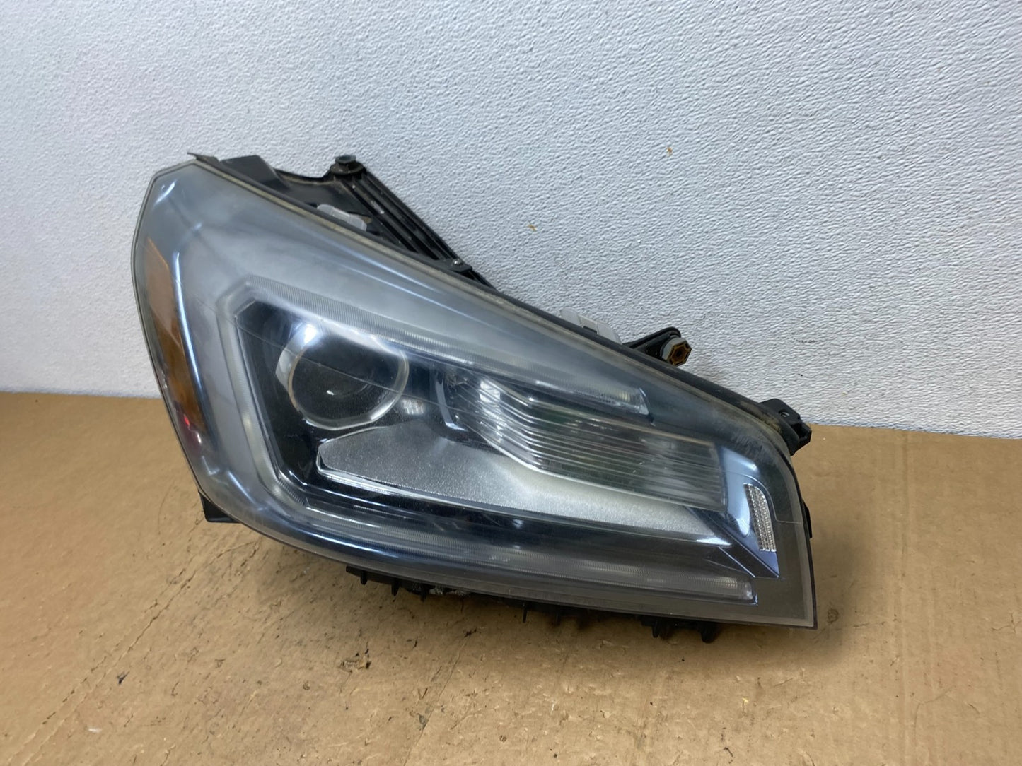 2013-2016 Gmc Acadia Right Passenger RH Side Led Halogen Headlight AD0646 DW1