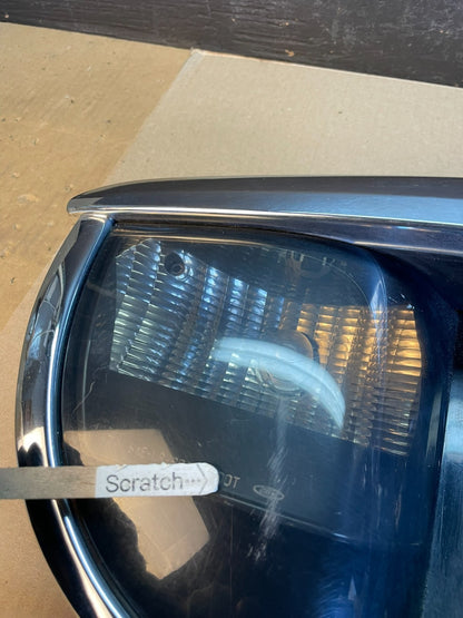 1999-2002 Lincoln Continental License Plate Panel Backup Lights Trim AB7915 DG3