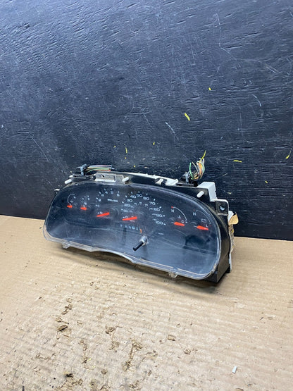 2004 to 2008 Ford E150 E250 Gauge Speedometer Cluster S9081 DG1