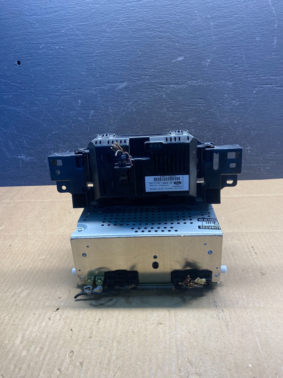 2015 2016 2017 Ford Focus Fusion Radio Screen Receiver AM FM CD MP3 AD1575 DG3
