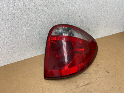 2004 - 2007 Dodge Grand Caravan Right Passenger Side Tail Light AD6345 LK2