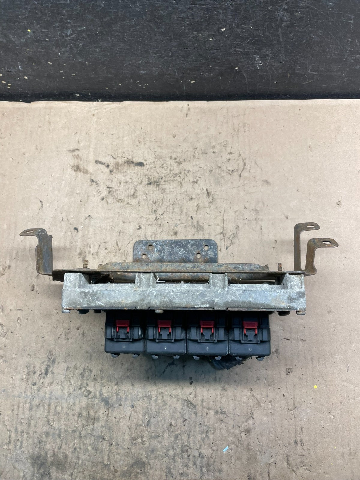 2010 Dodge Caravan Town & Country Engine Computer p68050410ac T2507 DG1