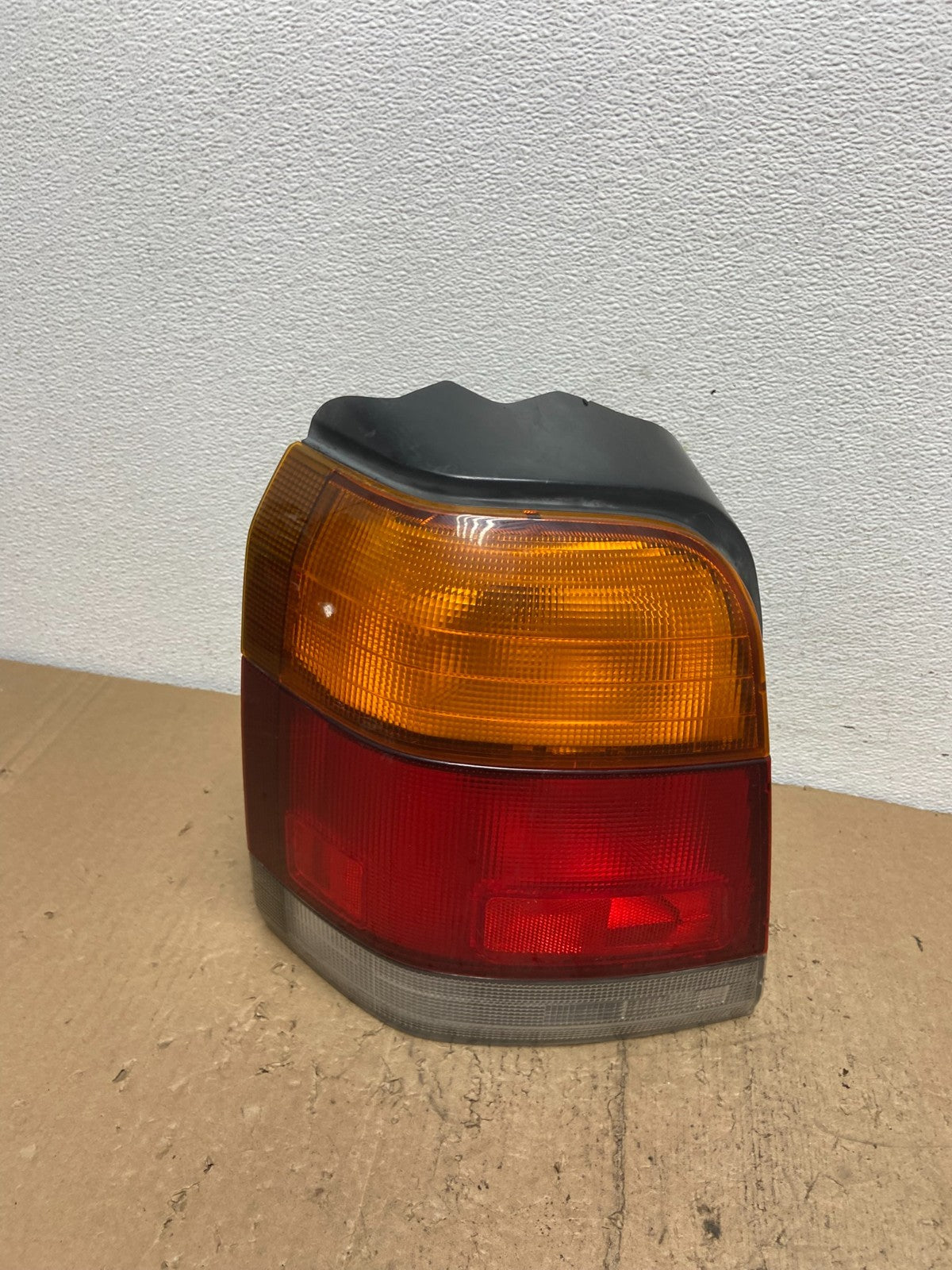 1999 2000 Subaru Forester Left Driver LH Side Tail Light AC7380 DW0