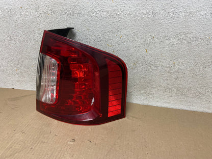 2011 2012 2013 2014 Ford Edge Right Passenger RH Side Tail light AH6749 LK2