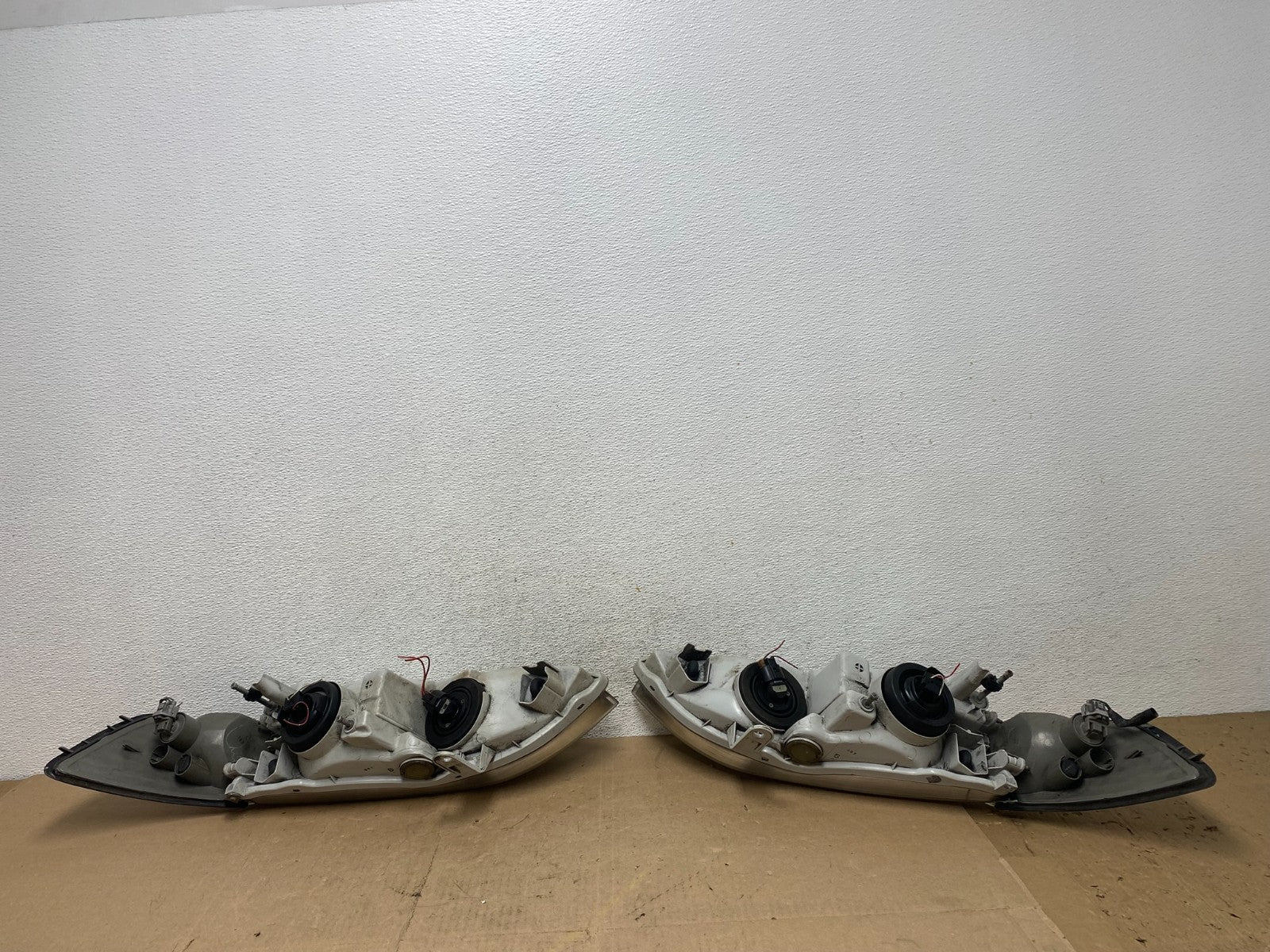 1997-2001 Lexus Es300 Left+Right Headlights Halogen AE6866 DW6
