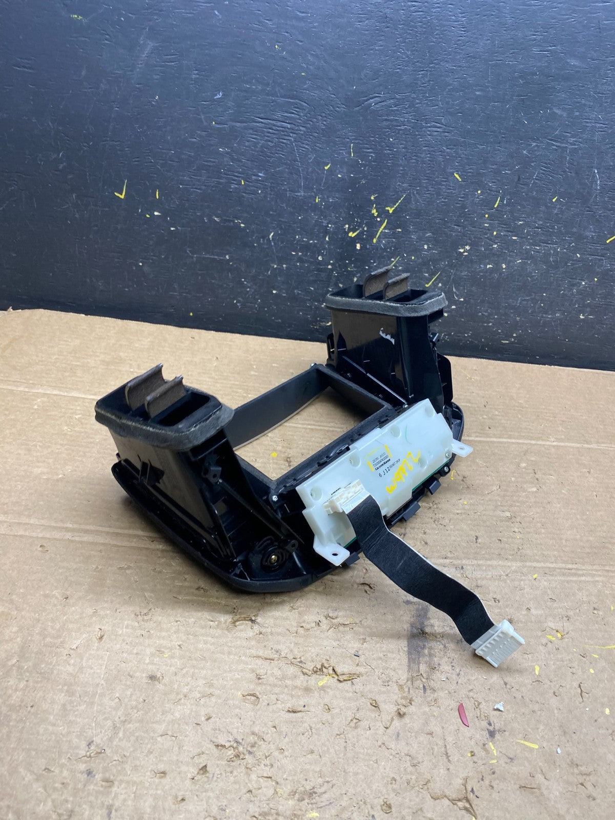 2007 - 2015 Infiniti G35 G37 Radio Player Screen Panel Bezel W9722 DG3