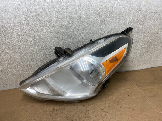 2015 to 2019 Nissan Versa Headlight Left Driver Lh Side Oem Y8166 DW0