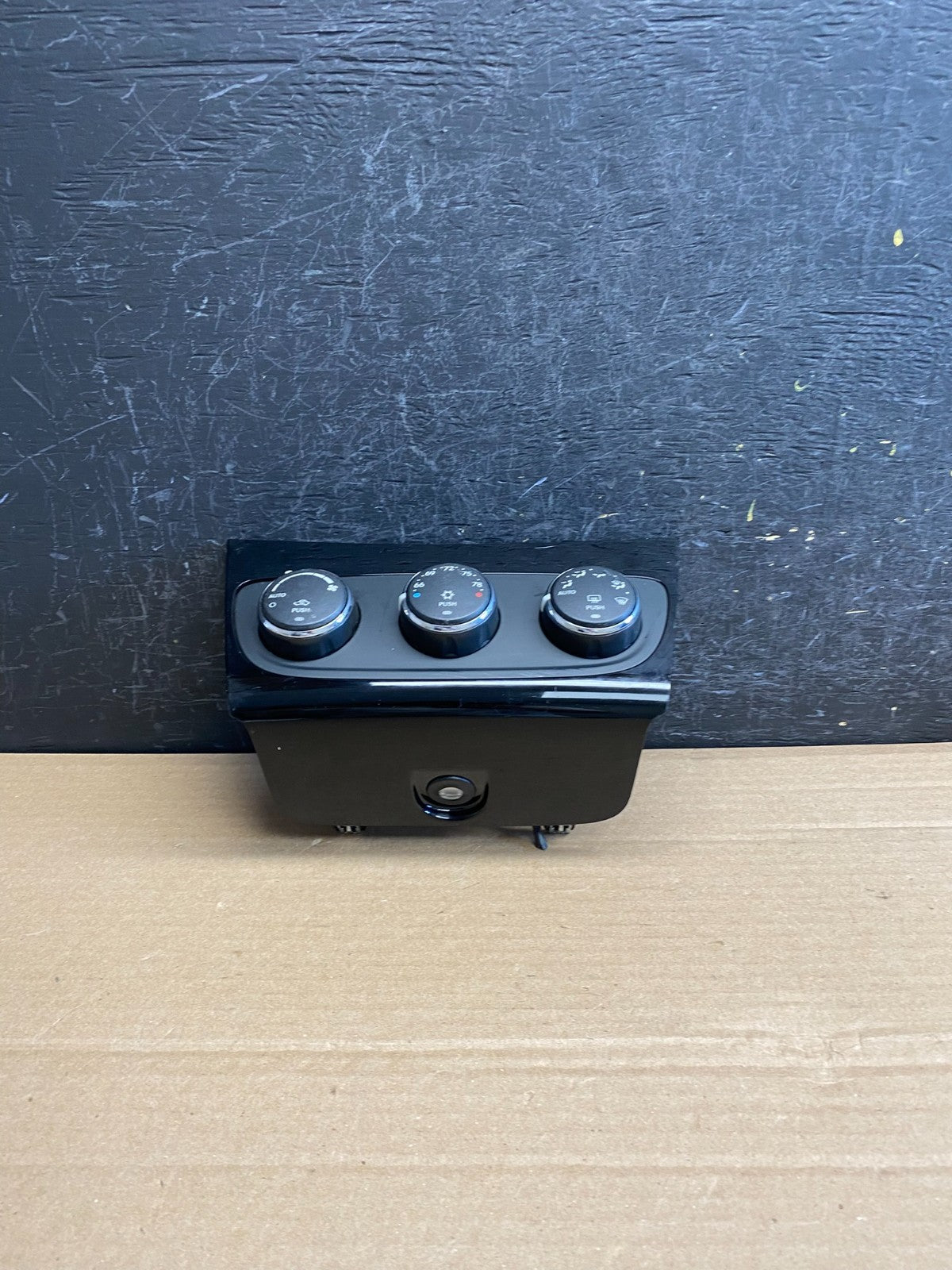 2011-2014 Chrysler 200 Heater AC Climate Switch Temperature Control AF9990 DG0