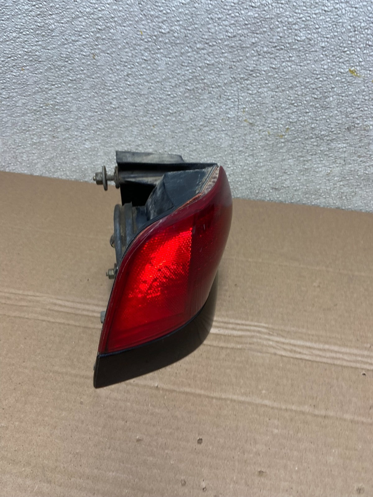 1992 to 1995 Ford Thunderbird Right Passenger Side Tail Light AB0970 LK2