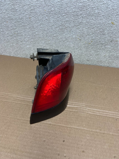 1992 to 1995 Ford Thunderbird Right Passenger Side Tail Light AB0970 LK2