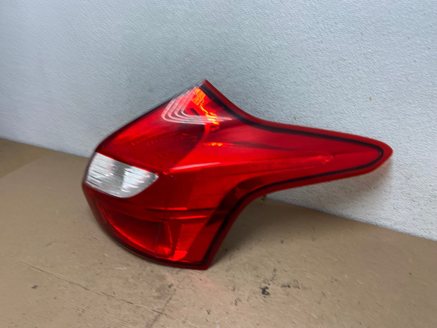 2012-2014 Ford Focus Hatchback Right Passenger Side Rh Tail LIght AF5080 LK1
