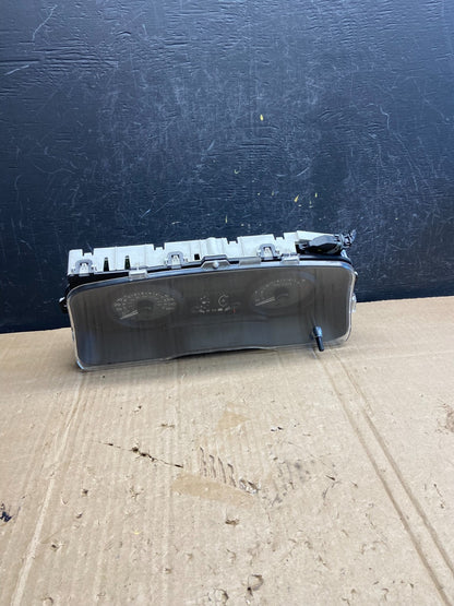 2009 to 2010 Mercury Marquis Speedometer Cluster Gauge AE1789 DG0