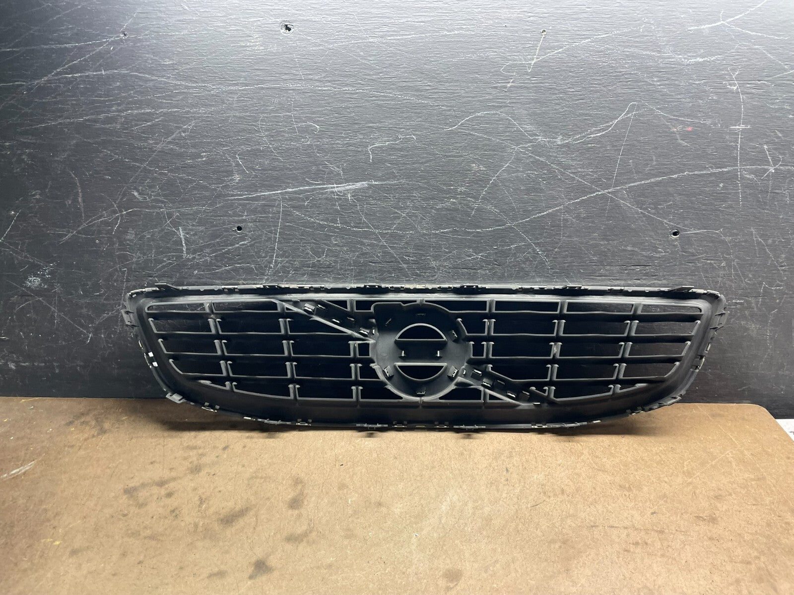 2011 2012 2013 Volvo C70 Front Upper Grill Grille L3865 DG Oem4