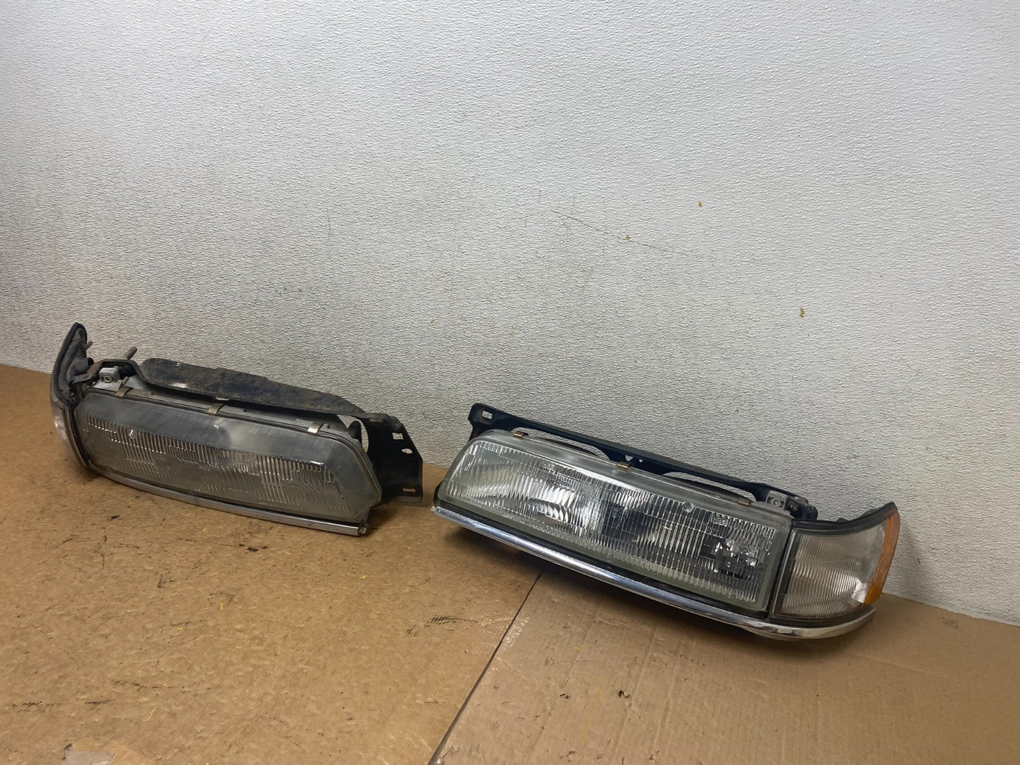 1990-1992 Infiniti M30 Left+Right Side Set Halogen Turn Sgn Headlight S7411 DG1