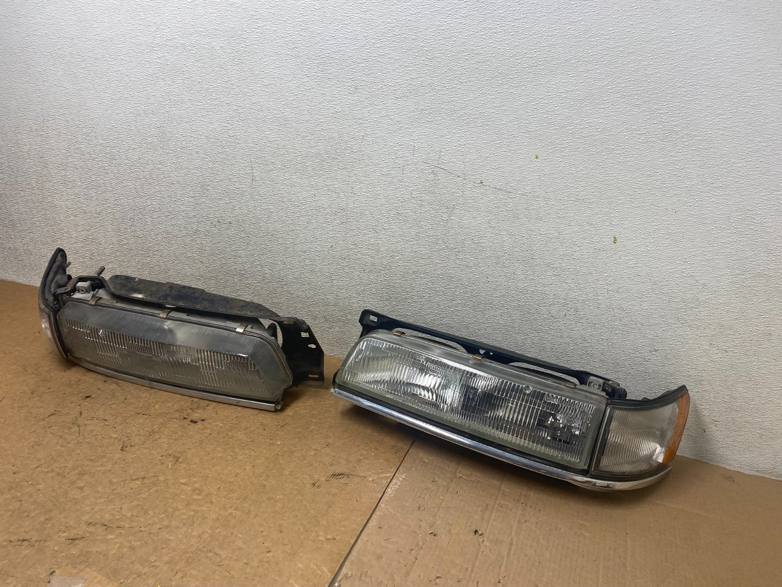 1990-1992 Infiniti M30 Left+Right Side Set Halogen Turn Sgn Headlight S7411 DG1