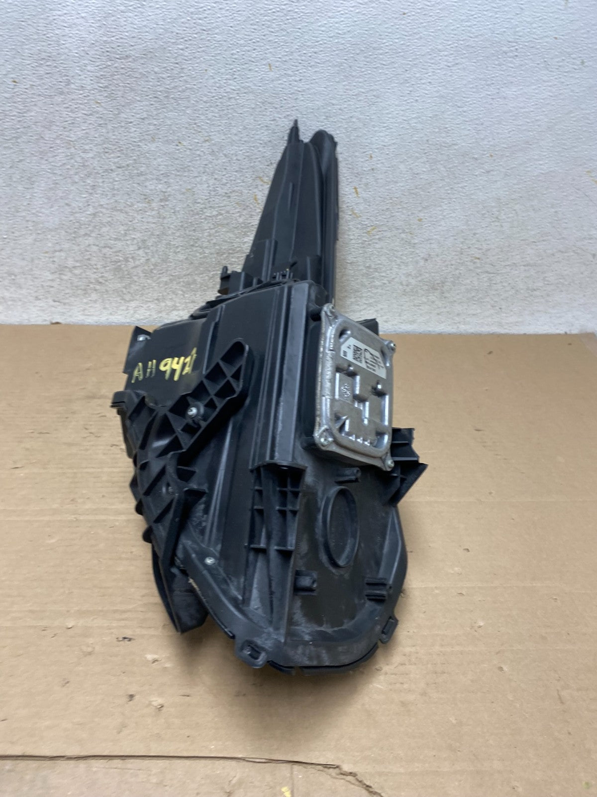 2015 to 2019 Cadillac CTS Left Driver LH Xenon HID Headlight ah9427 DG8