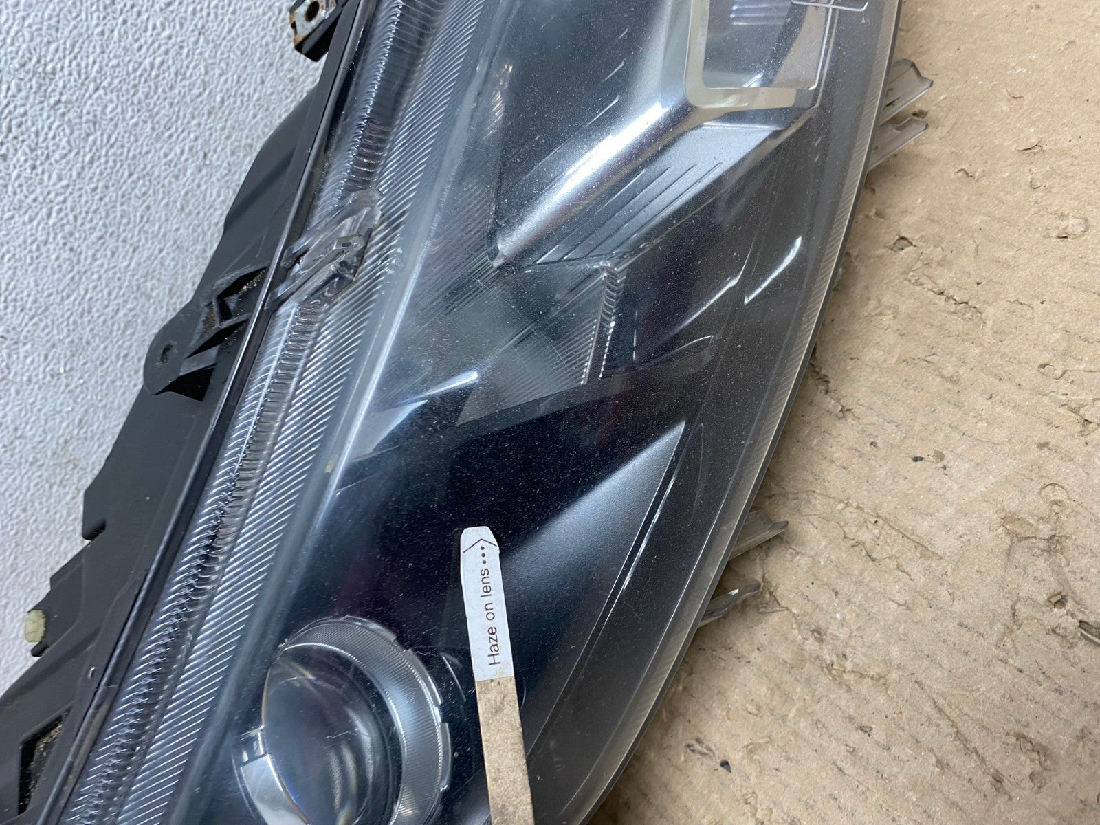 2010 2011 2012 Ford Fusion Right Passenger RH Headlight Halogen AE8818 LK4