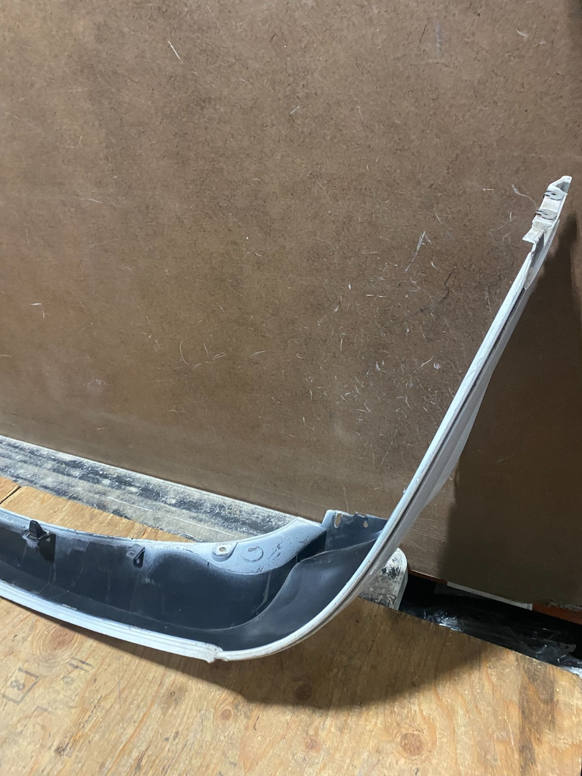 2011 to 2015 Ford Explorer Rear Upper Bumper Cover H364710