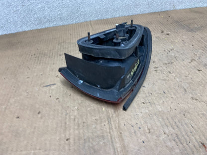 2000 to 2002 Chevrolet Cavalier Right Passenger Side Tail Light OEM AA66324