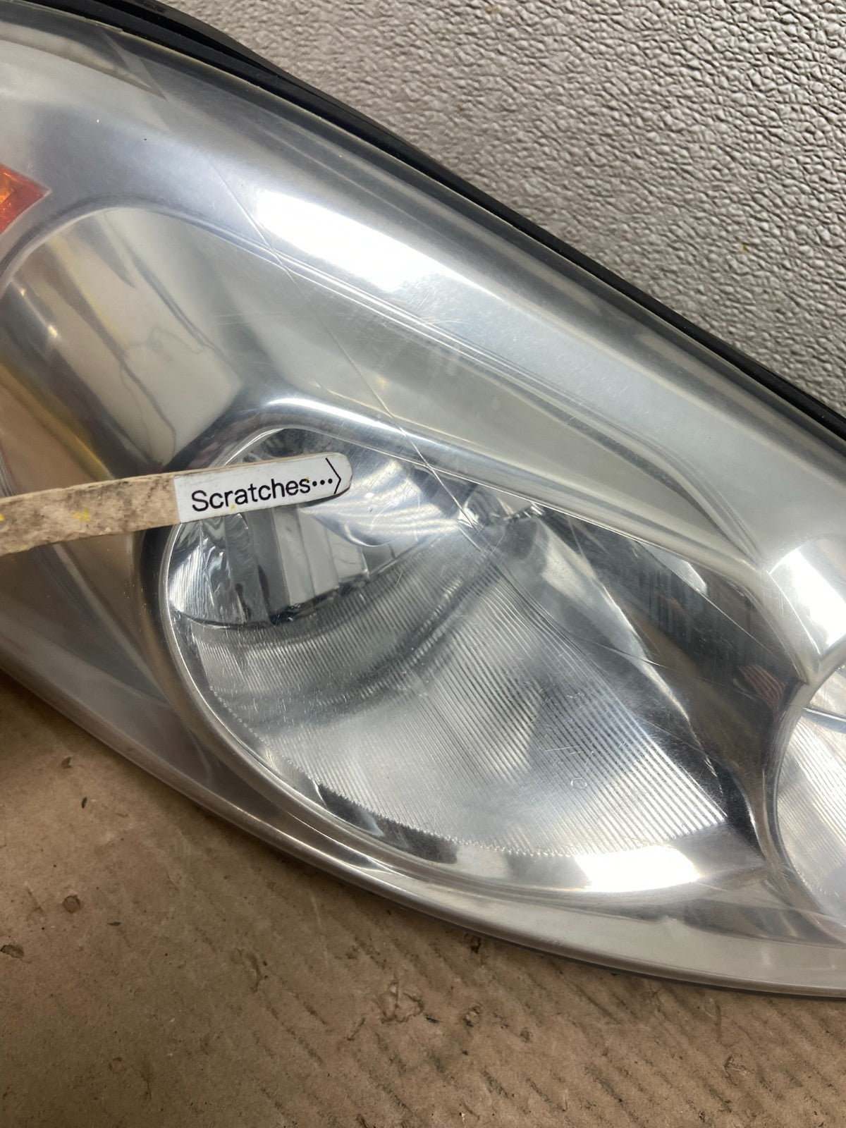 2006 to 2013 Chevrolet Impala Right Passenger RH Headlight Halogen AA9326 DW3