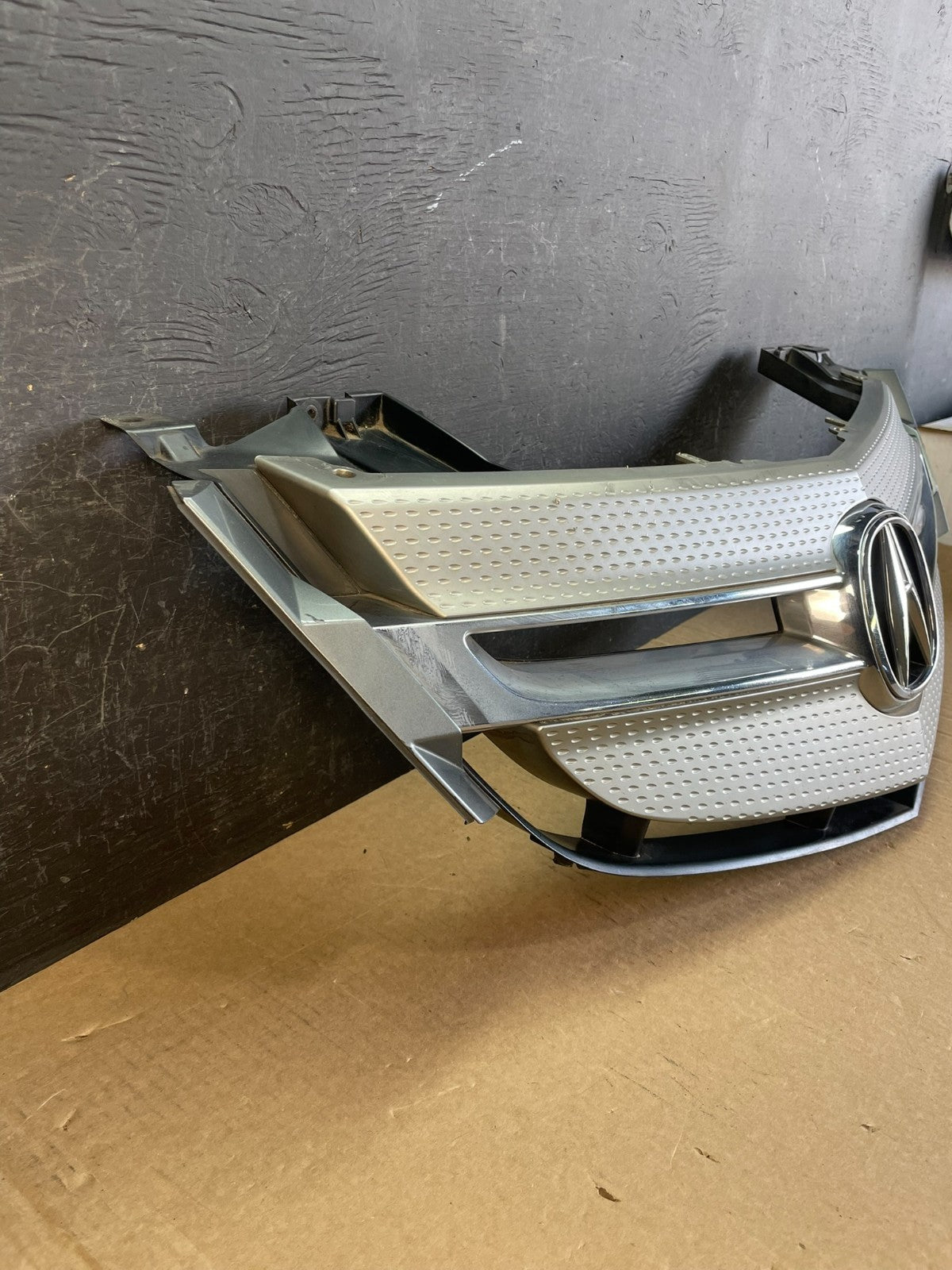 2007 2008 2009 Acura MDX Front Upper Grill Grille Emblem ad0191 DG2