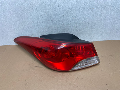 2011 2012 2013 Hyundai Elantra Sedan Left Driver Side Tail Light AD6444 LK0