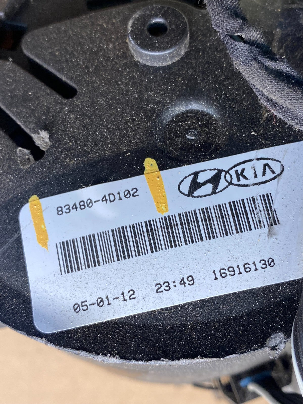 2007-2014 Kia Sedona Right Electric Power Sliding Door Motor Regulator AE0086 DG5