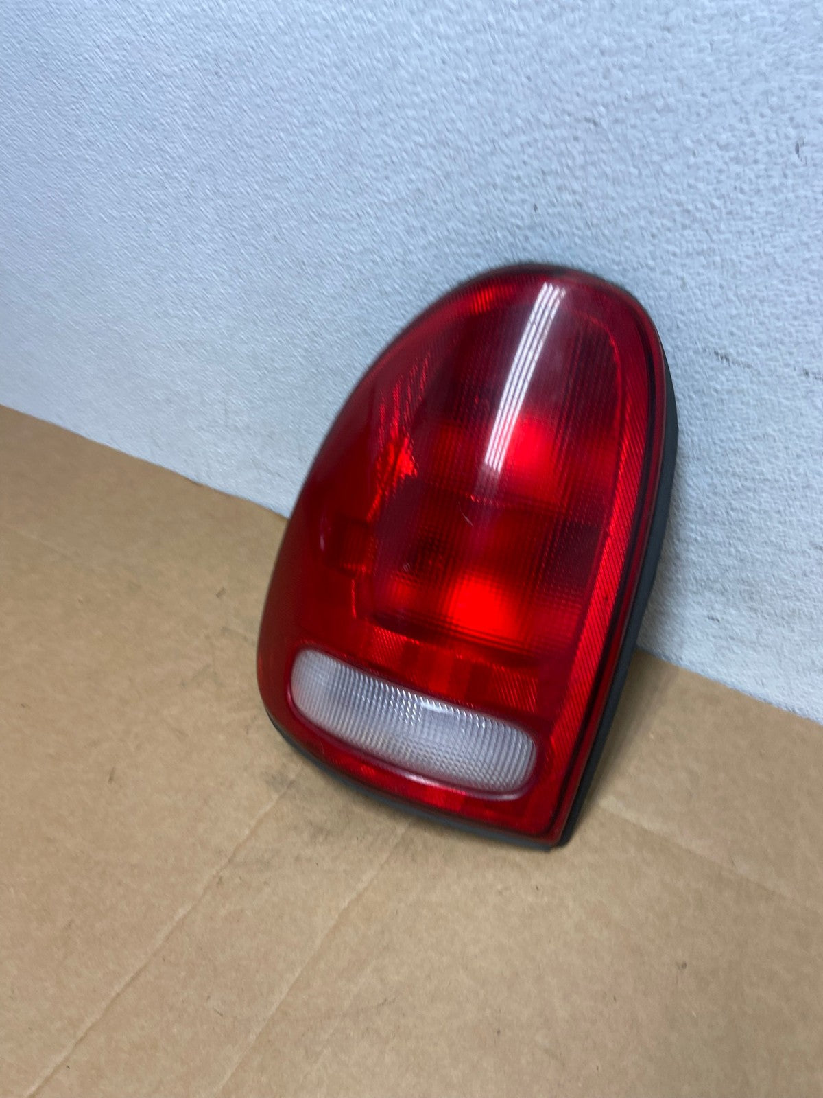 1998 to 2003 Dodge Durango Tail Light Left Driver LH Side AD4431 LK1