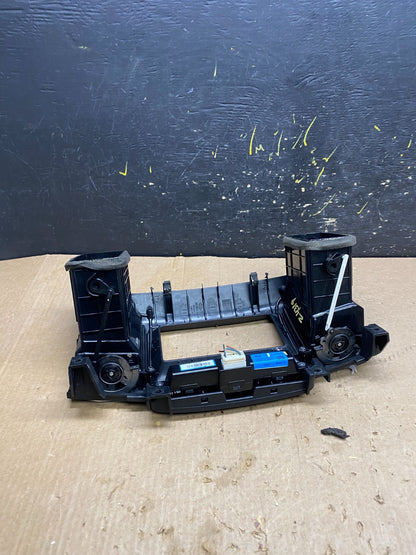 2007 - 2009 Kia Amanti Center Console Dash Radio Panel Trim OEM Z4319 DG4