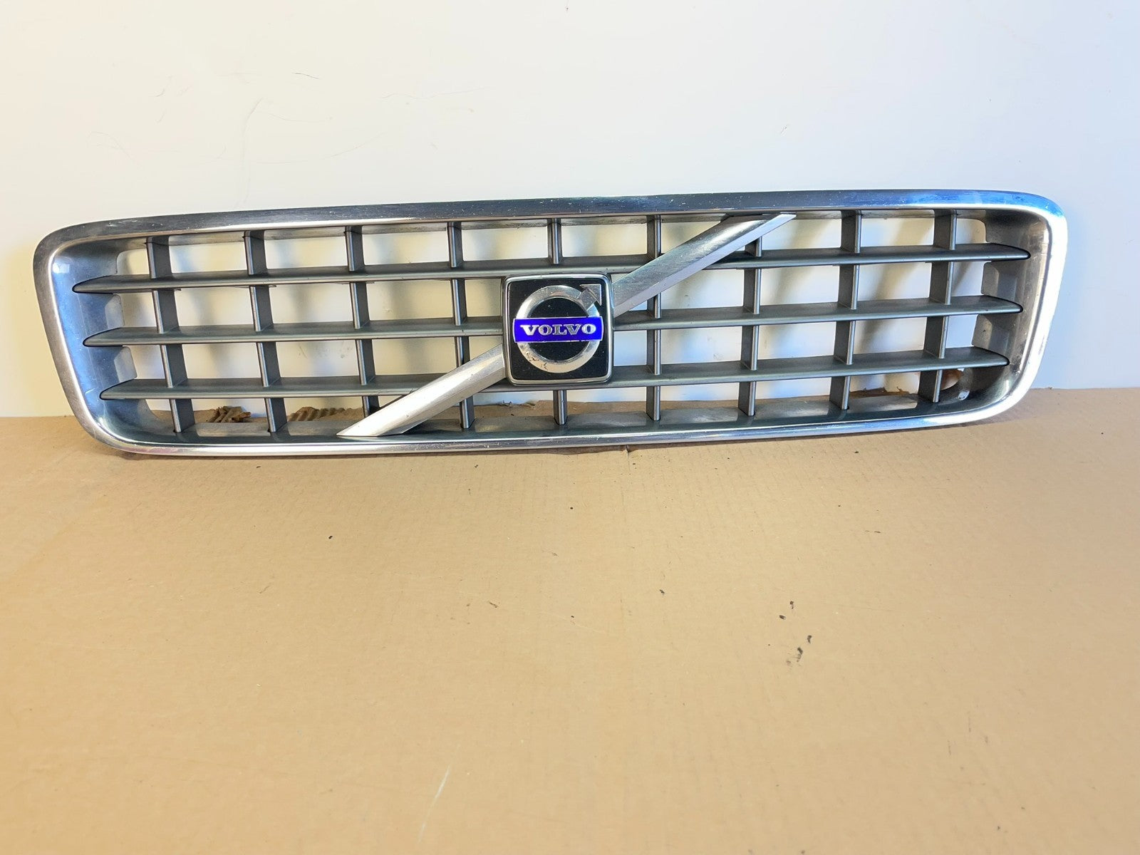 2003 to 2013 Volvo XC90 Front Upper Grill Grille AG3149 DG0