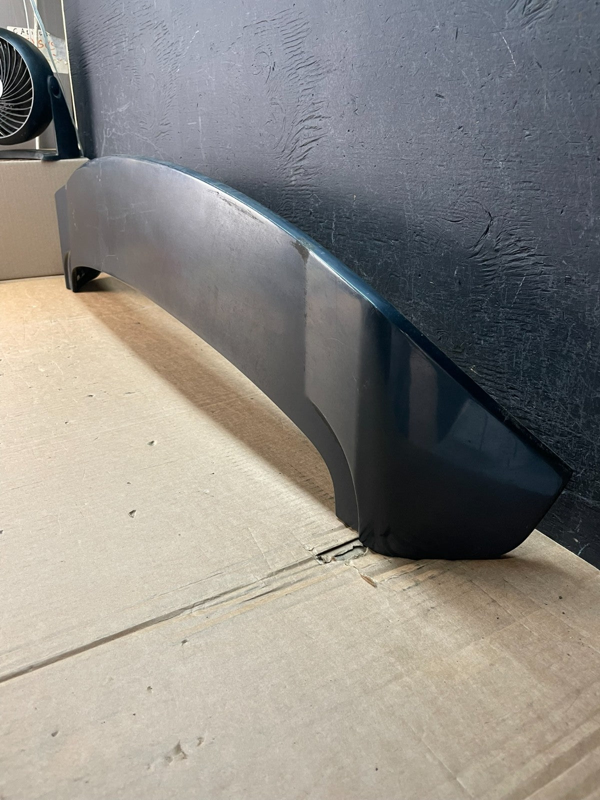2013 to 2016 Hyundai Santa Fe Rear Spoiler W/3rd Brake Light ae8463 DG1