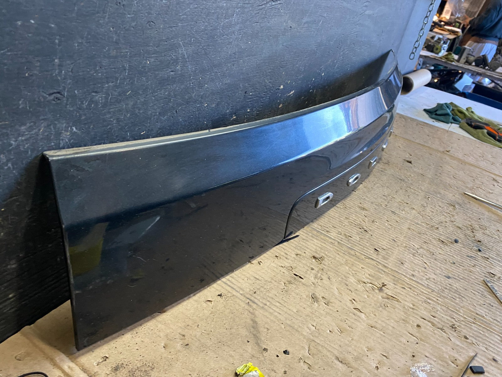 2011-2018 Dodge Grand Caravan Rear Tail Gate Trim Molding Panel OEM S9585 DG2