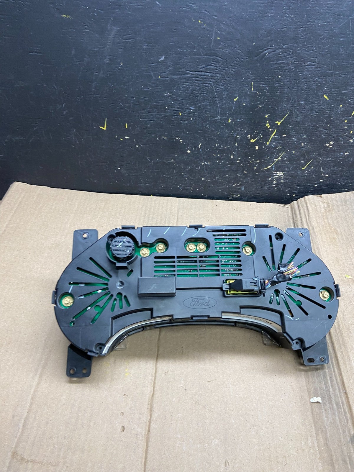 2010 Ford Explorer Speedometer Cluster Gauge X1714 DG4