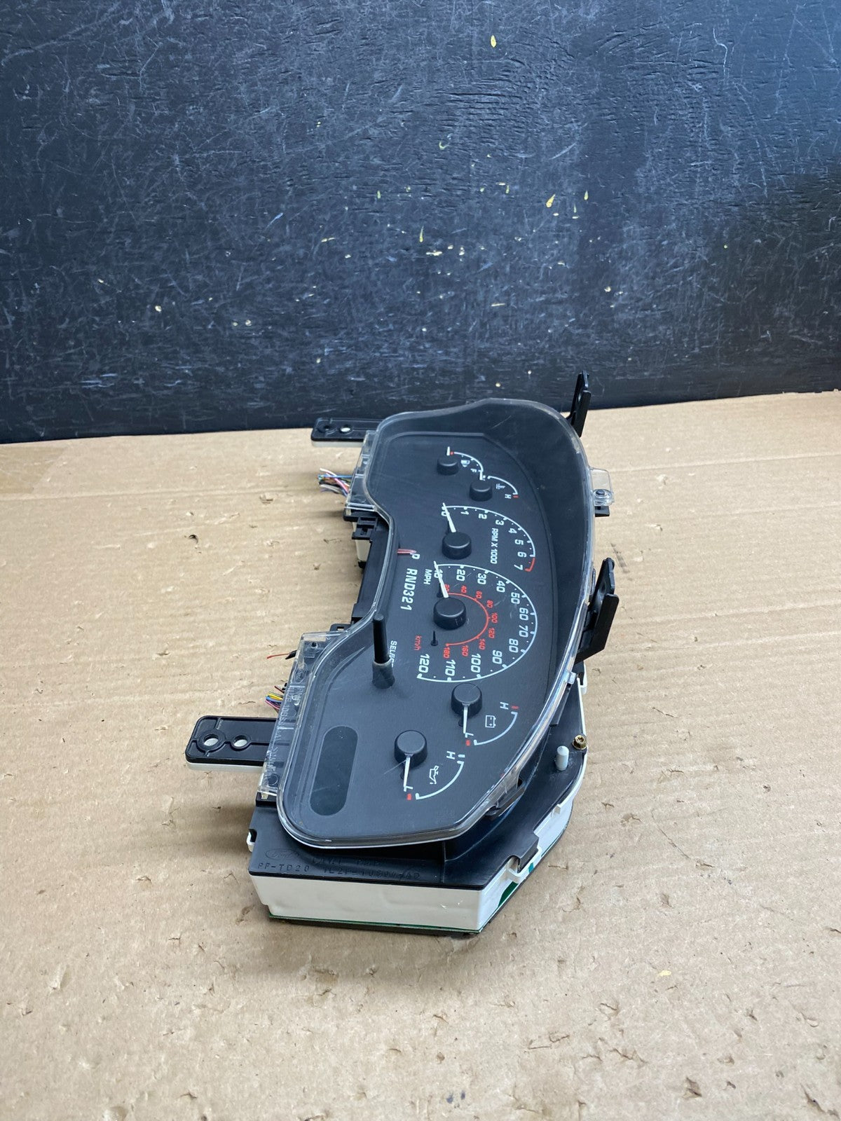 2001 2002 2003 Ford Explorer Speedometer Cluster Gauge ag6363 DG2