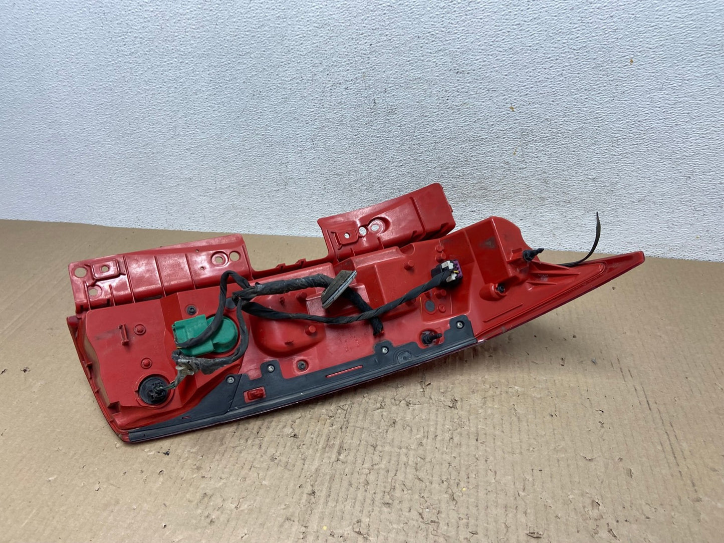 2010 to 2016 Cadillac Srx Left Driver Lh Side Tail Light AF2861 LK6