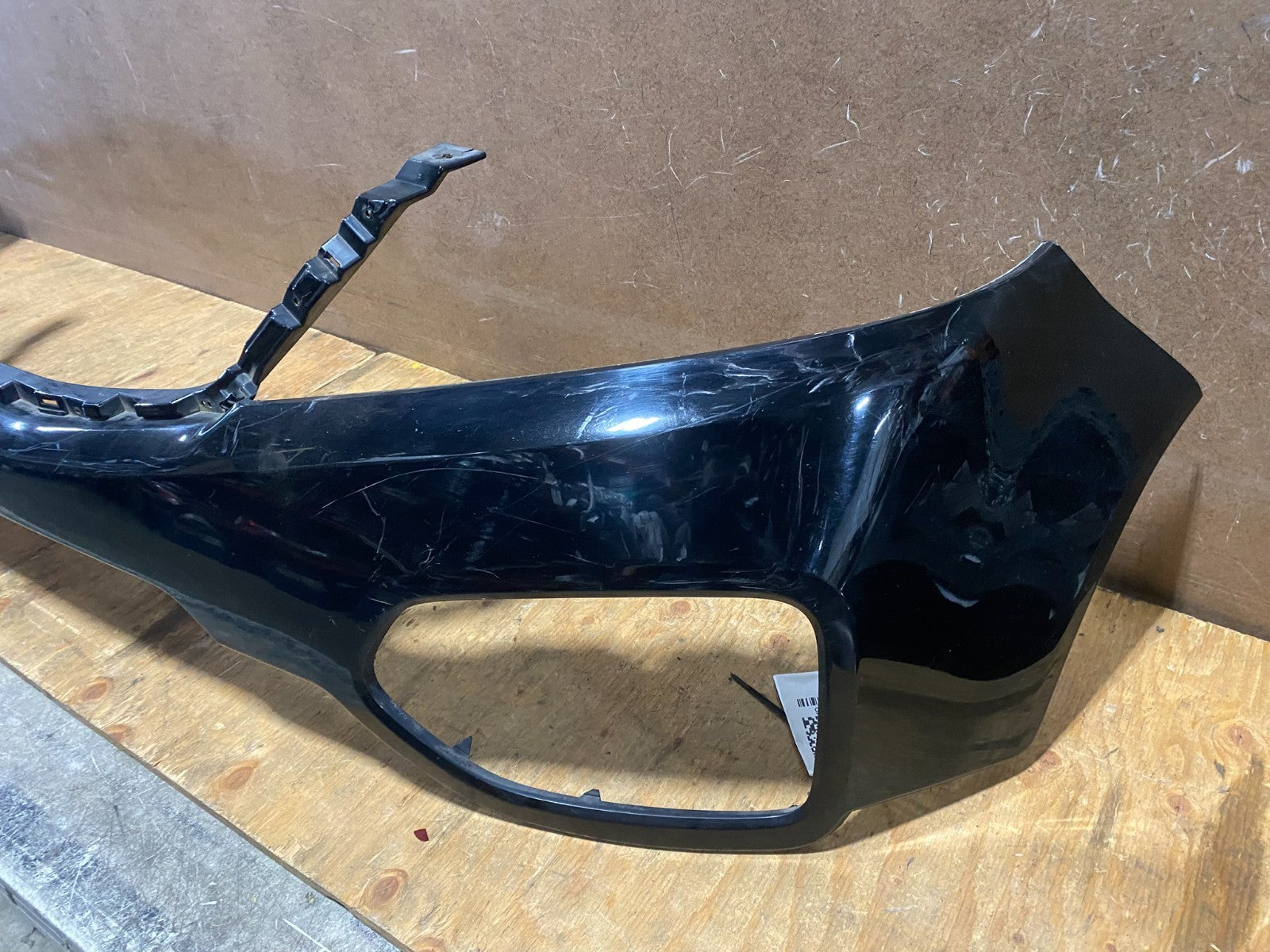 Damaged 2011 to 2013 Kia Sorento Front Upper Bumper Cover with Fog Light AA23865
