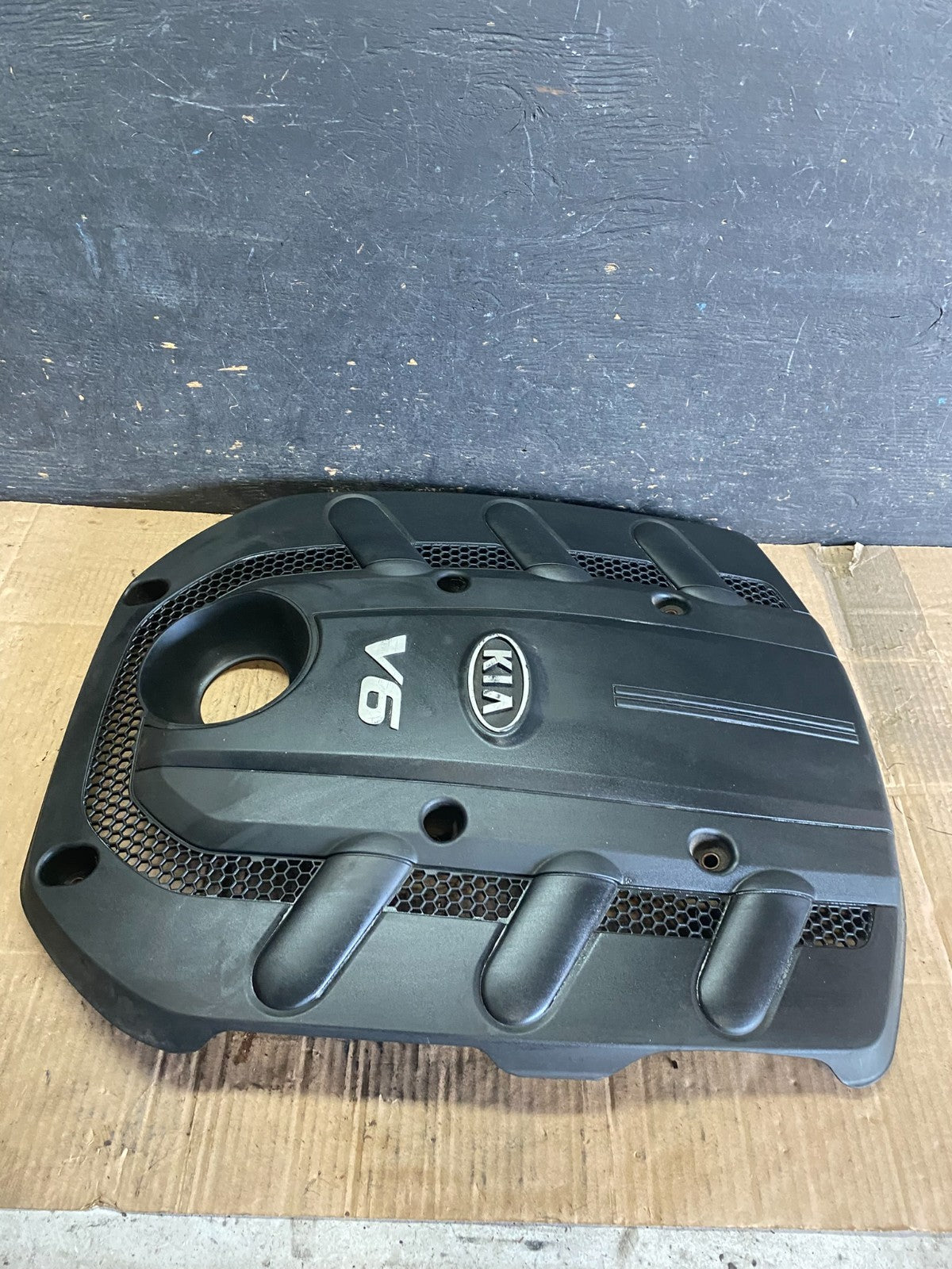 2007 to 2009 Kia Amanti Engine Motor Cover V6 Q0665 DG2