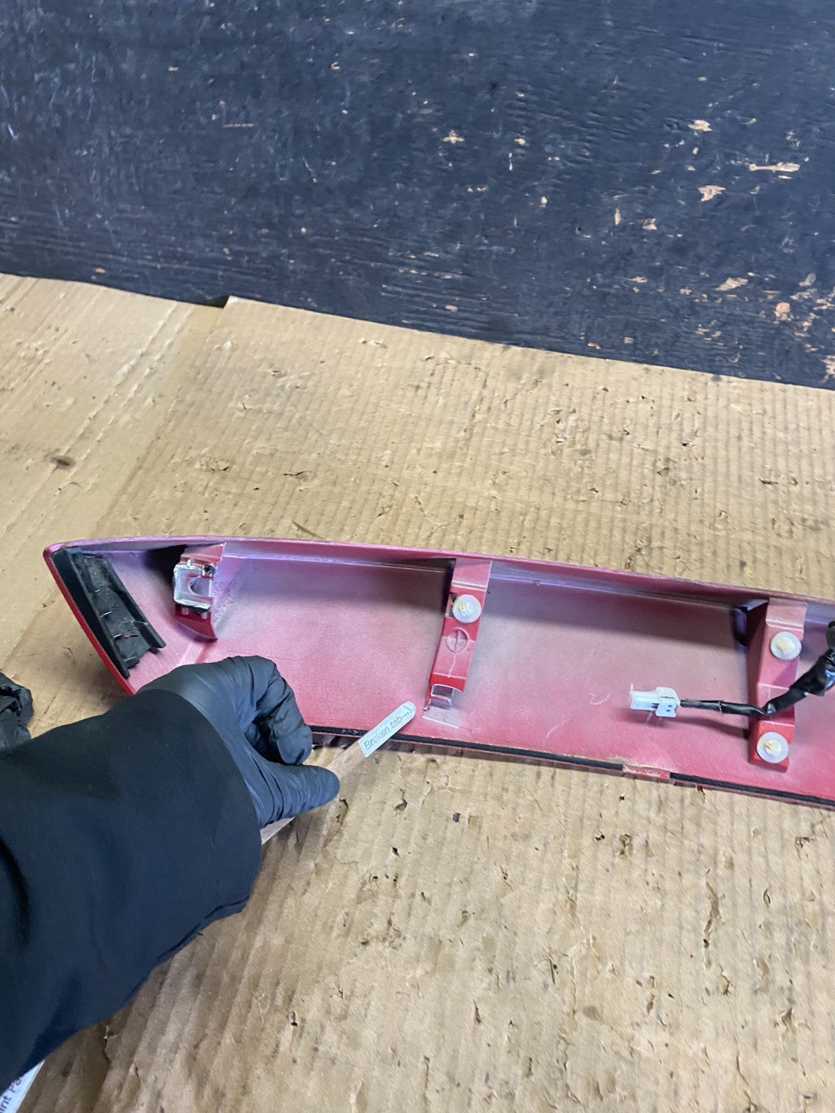 2007 to 2013 Mitsubishi Outlander Rear Spoiler 3RD Brake Light OEM x0037 DG13