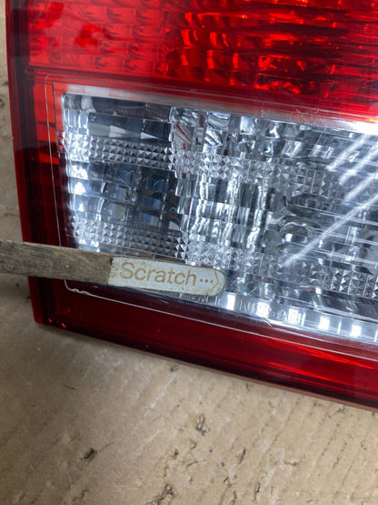 2002 - 2004 Infiniti i35 Inner Left Driver LH Side Tail Light T7679 DW4