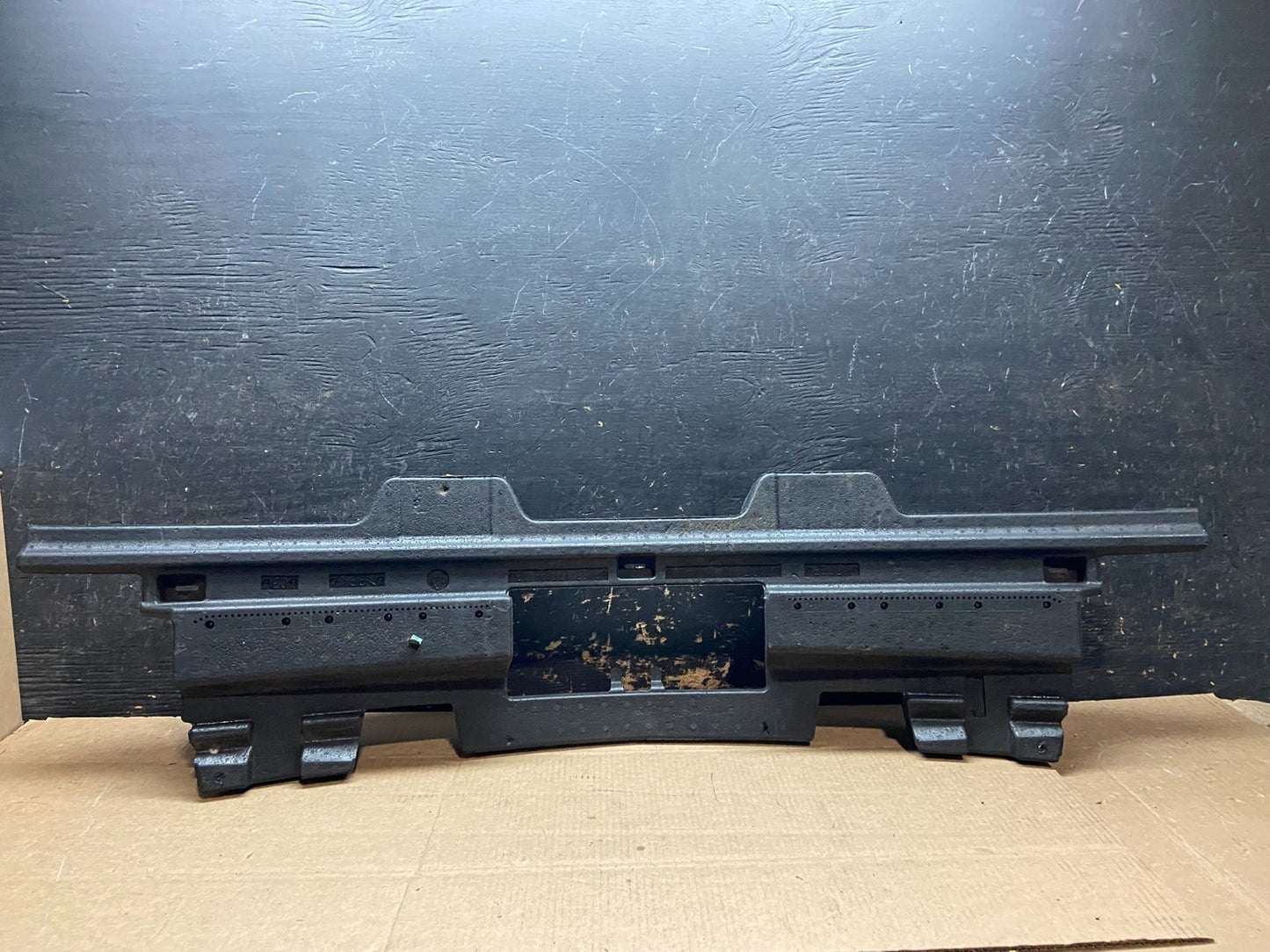 2013 to 2016 Lincoln MKS Rear Bumper Foam Impact Absorber OEM y9403 DG3