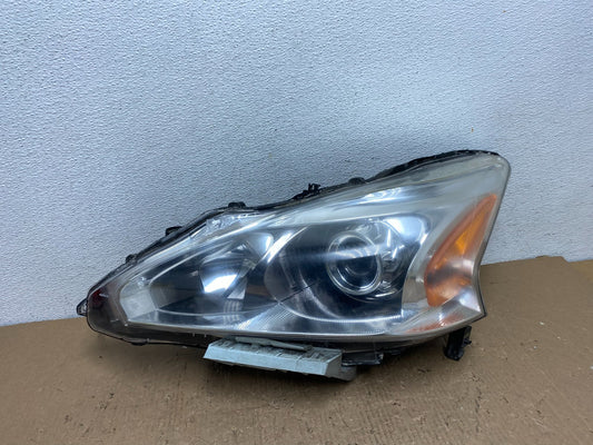 2013 2014 2015 Nissan Altima Left Driver LH Side Halogen Headlight AD8801 DW0
