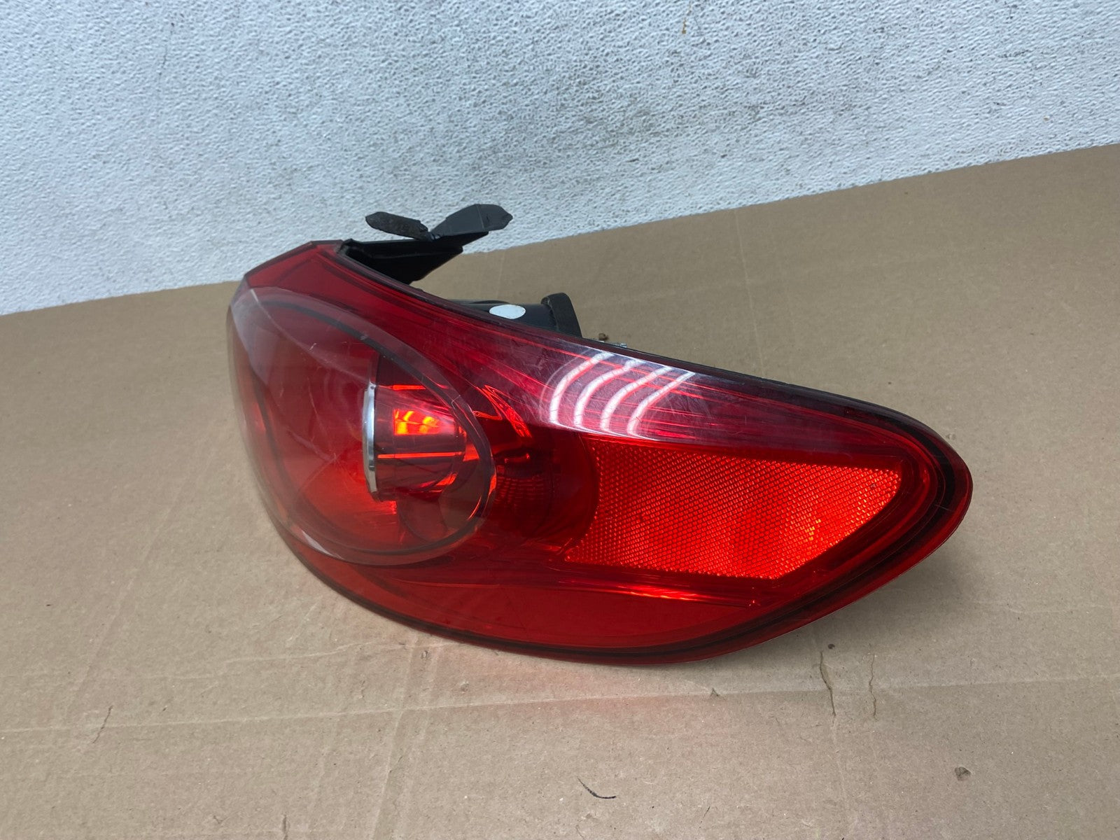 2009-2012 Volkswagen CC Right Passenger RH Side Tail Light AE4899 LK1